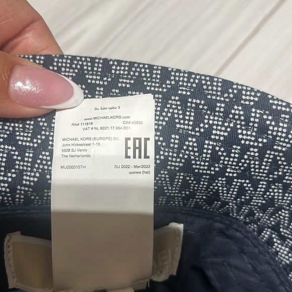 Michael Kors MK Blue Monogram Bucket Hat one size - Picture 6 of 6